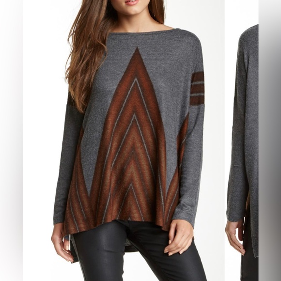 Go Couture Tops - Printed dolman sweater